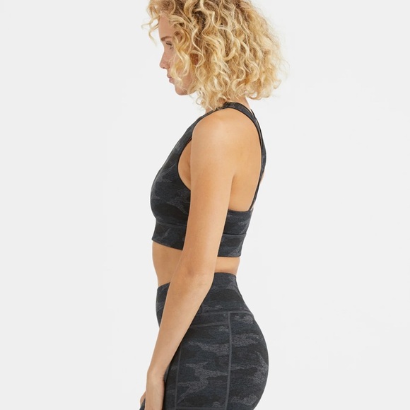 Vuori Elevation Bra Women’s Size Large - Picture 2 of 4